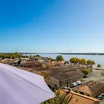 Les De Virginie Bourg-sur-Gironde