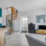 Les De Virginie Apartment